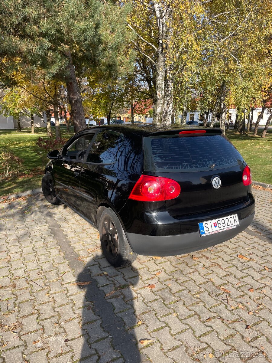 Volkswagen Golf V 1,4 55kw