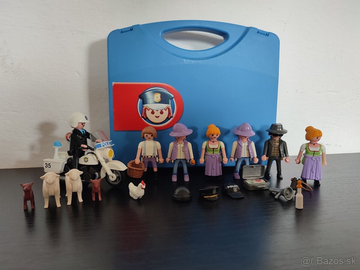 Postavičky play mobil.