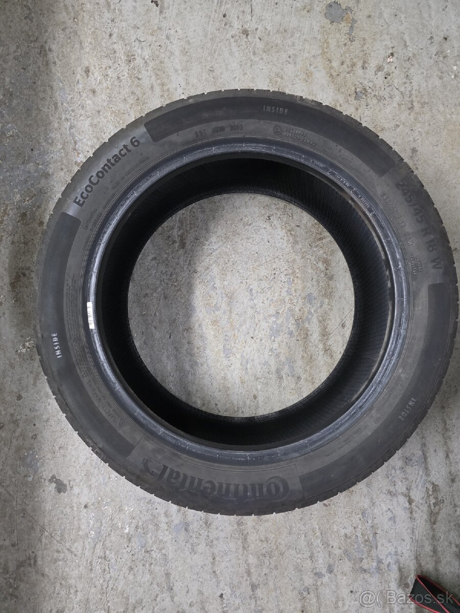 Pneu Continental 245/45 R18