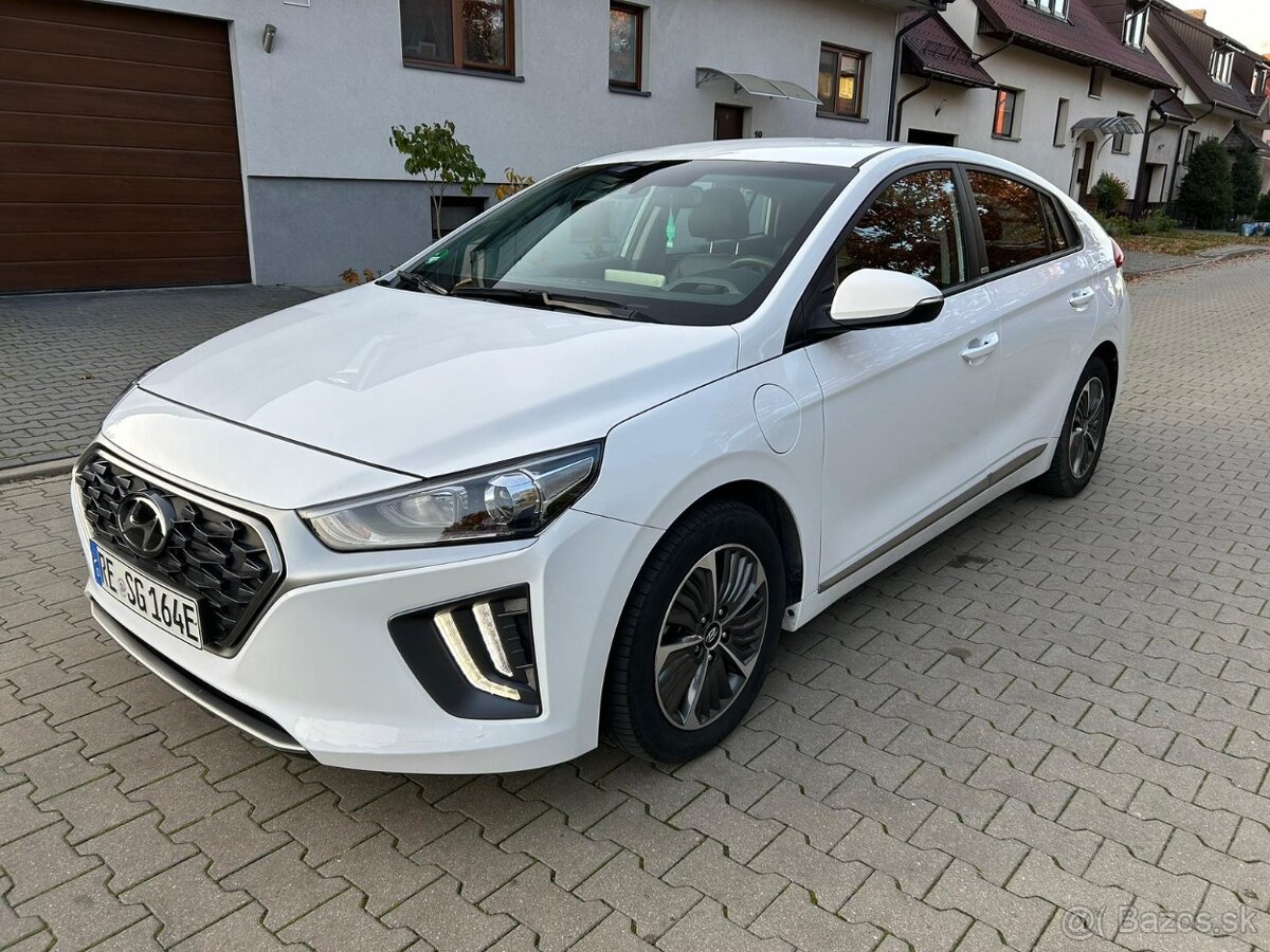 Hyundai ioniq 1,6 hybrid plugin 2022 27000km