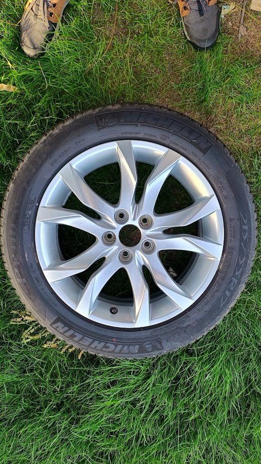 1ks DISK Peugeot 215/55 r17