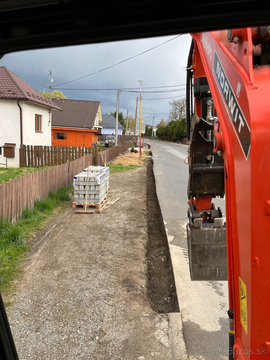 Zemné a výkopové prace minibagrom