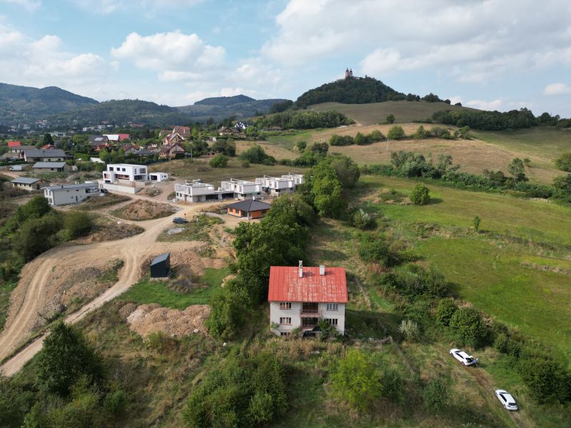 41631-Trojpodlažný rodinný dom v Banskej Štiavnici