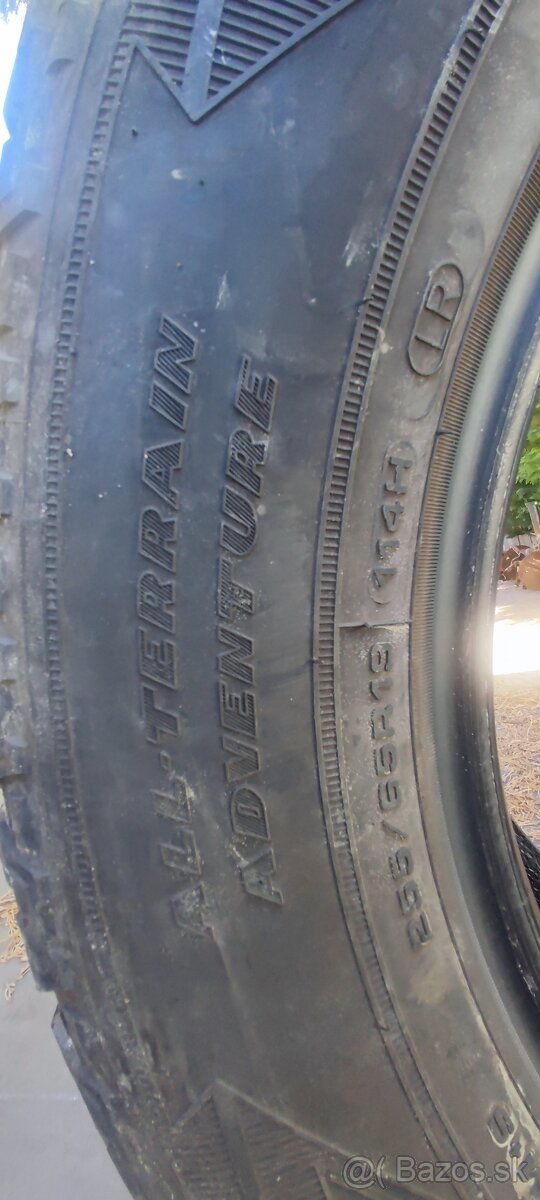 Goodyear wrangler all-terrain adventure 255/65r19 114h LR