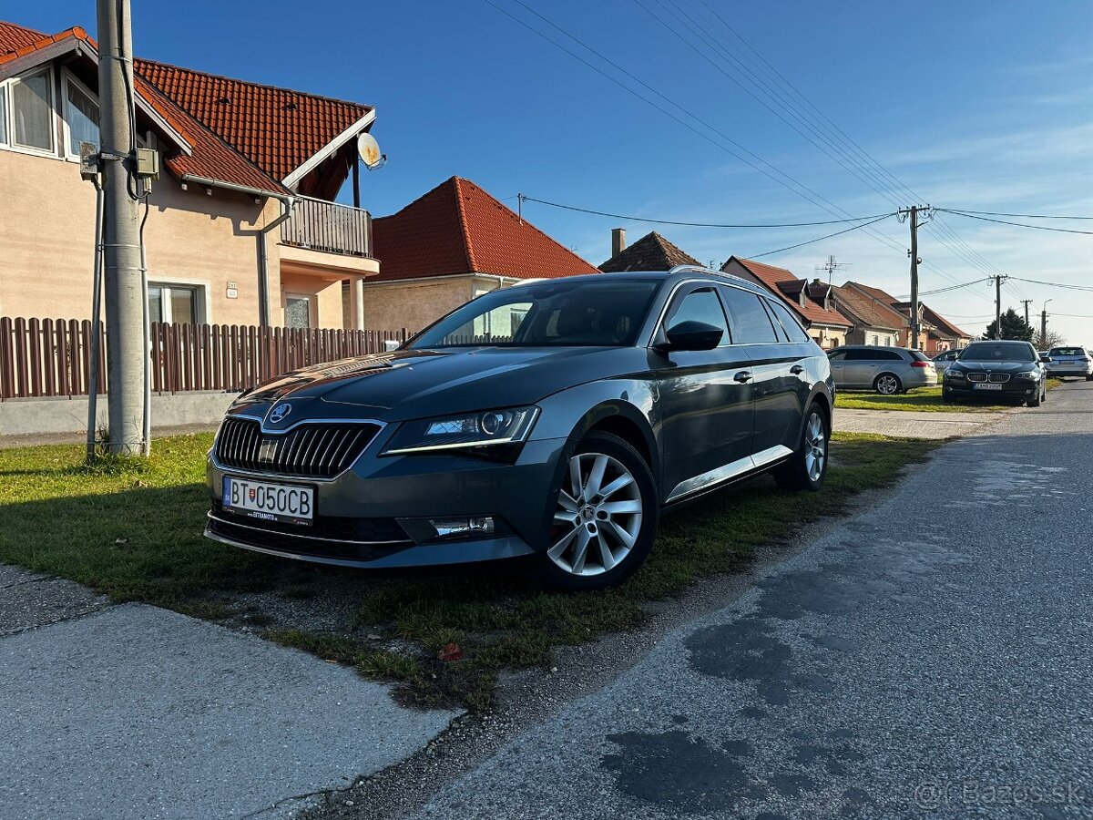 Škoda Superb Combi