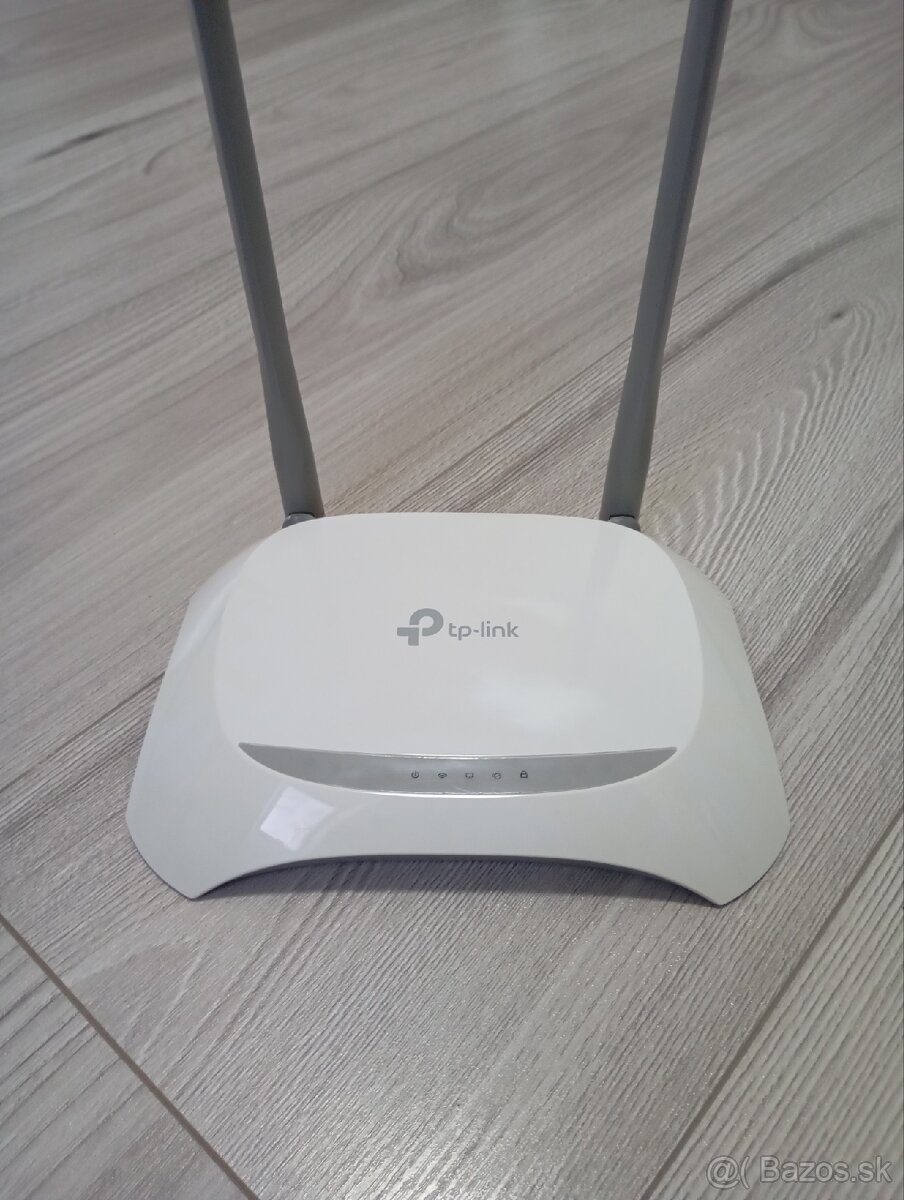 Router TP-LINK TL-WR840N