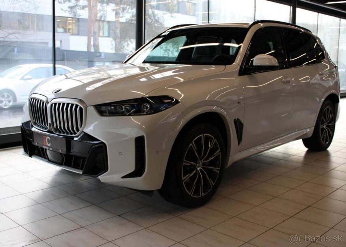 BMW X5 xDrive40i M Sport benzín automat