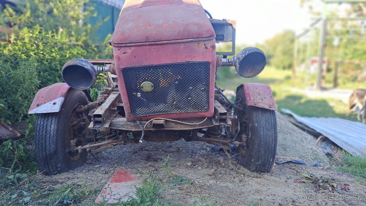 Predám robený traktor malo traktor