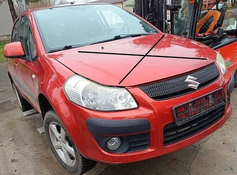 Suzuki SX4 1.5i 2009 predám Predné svetlo, PIATE DVERE, DVER