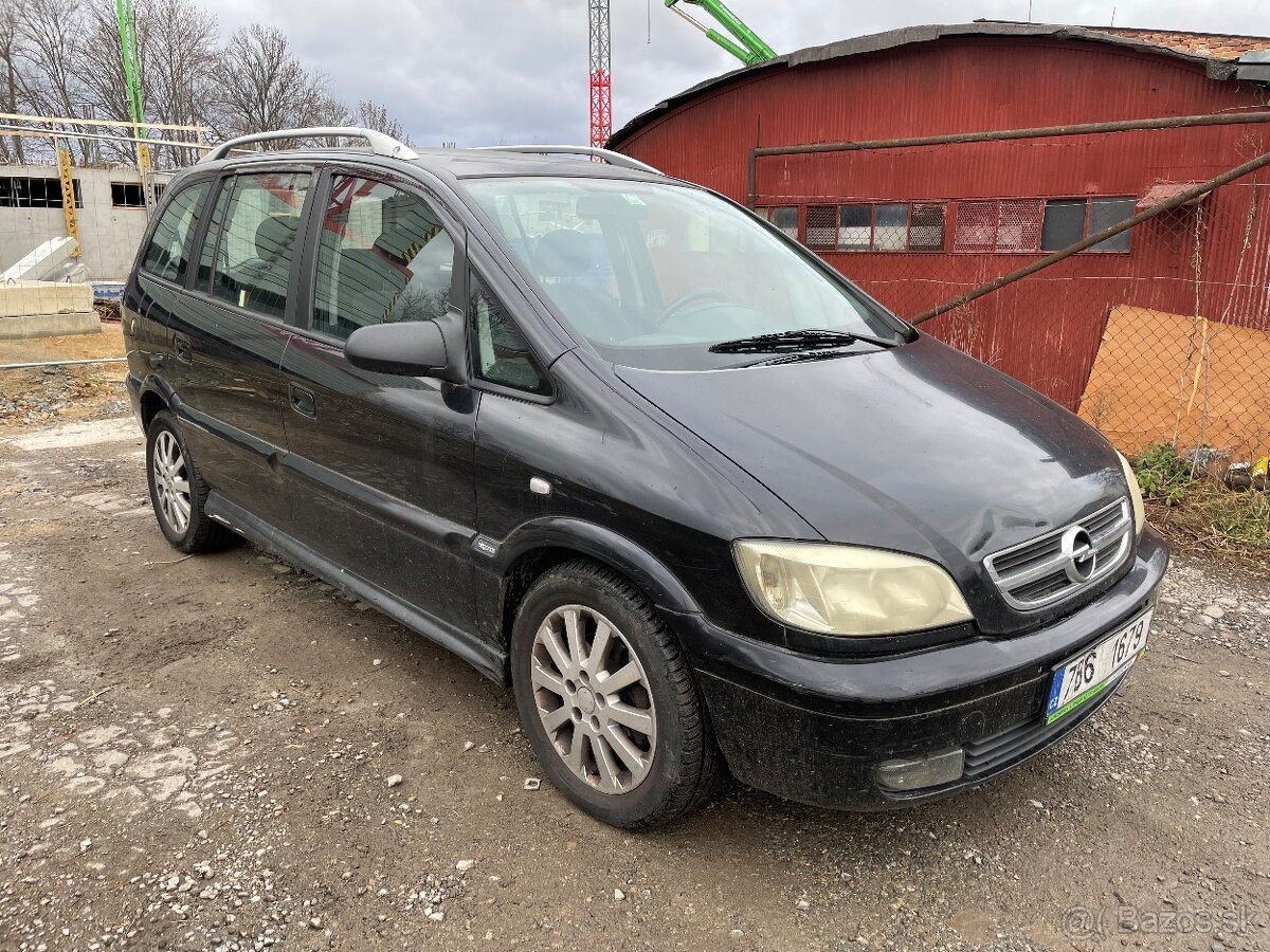 Opel Zafira 1.6 CNG 7 míst