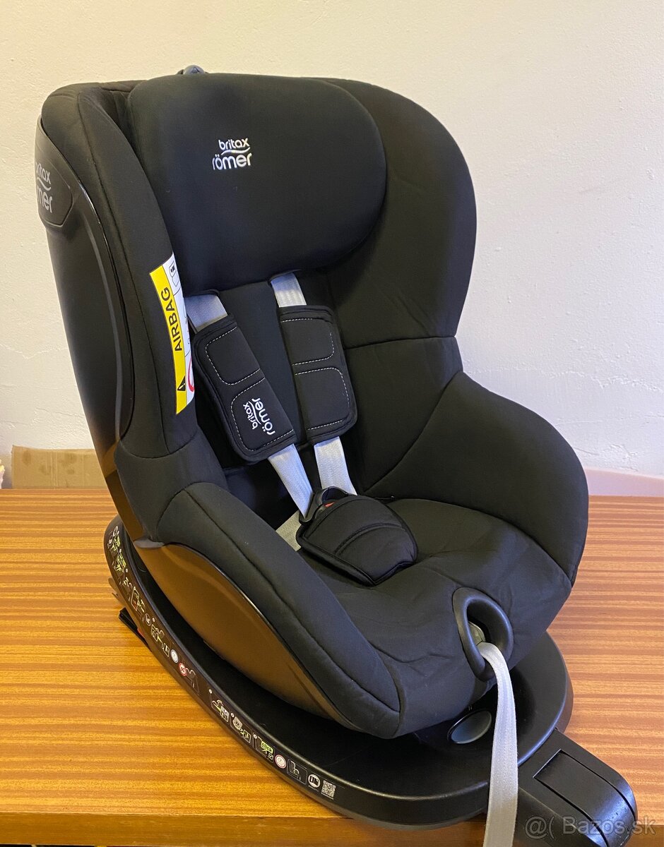 Rotačná autosedačka BRITAX RÖMER Dualfix 2R