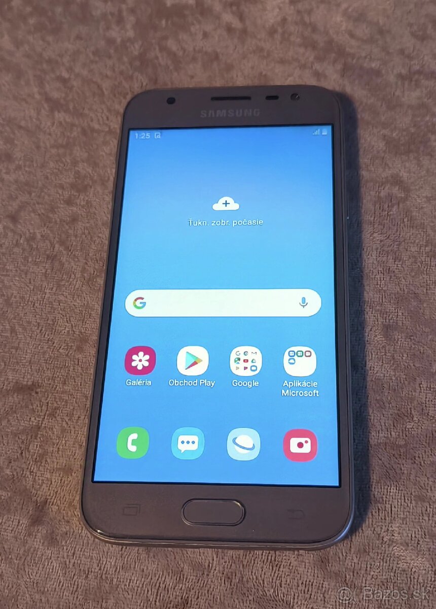 Samsung Galaxy J3 (2017)
