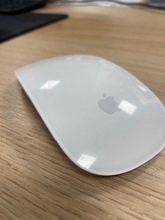 Myš - Apple Magic Mouse