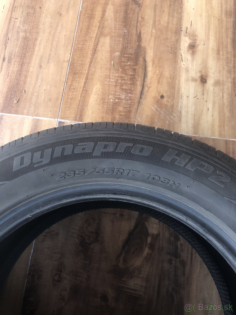 Letné pneu 235/55R17