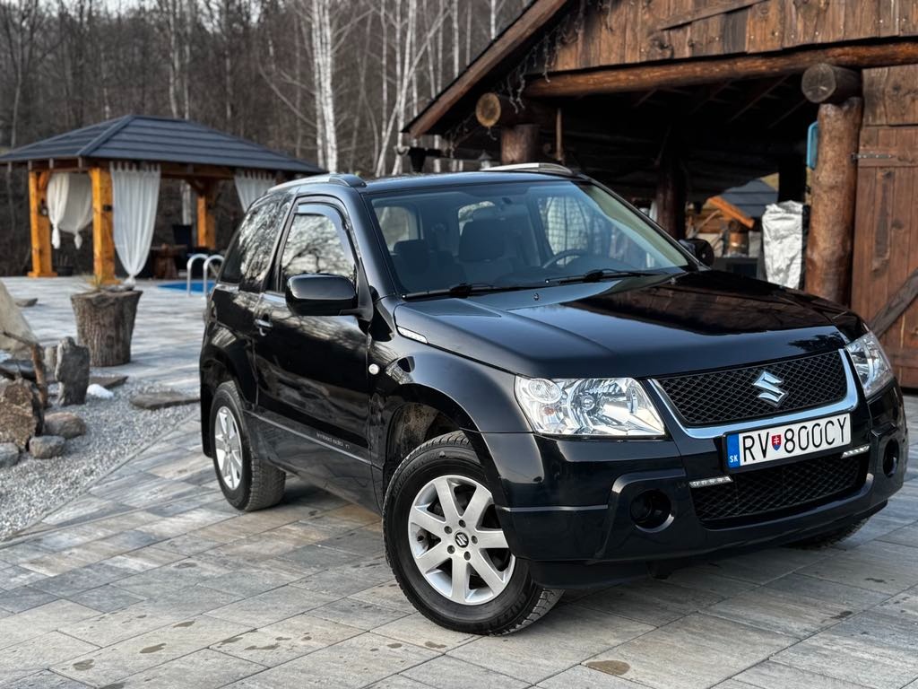 Suzuki Grand Vitara 1.6 benzín 4X4 VEĽMI ZACHOVALÉ