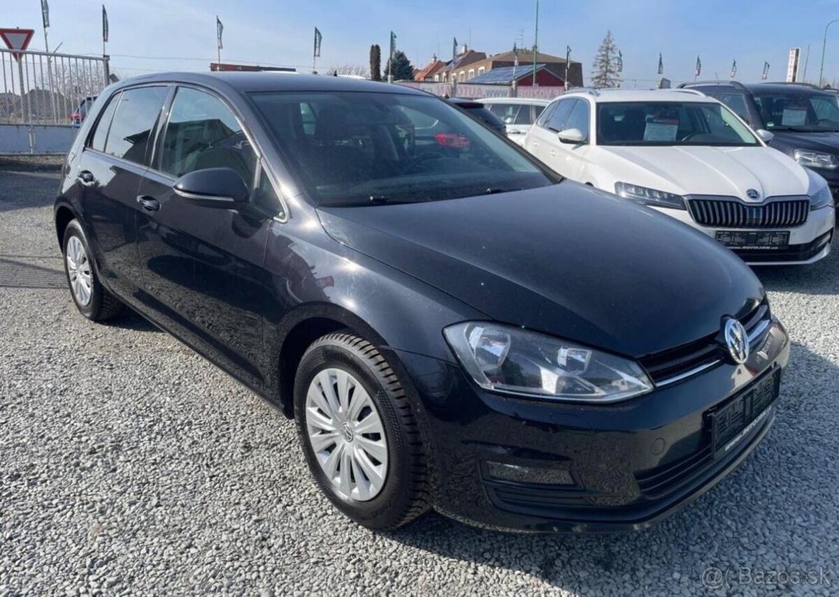 Volkswagen Golf 1.2 TSI COMFORTLINE benzín manuál 77 kw