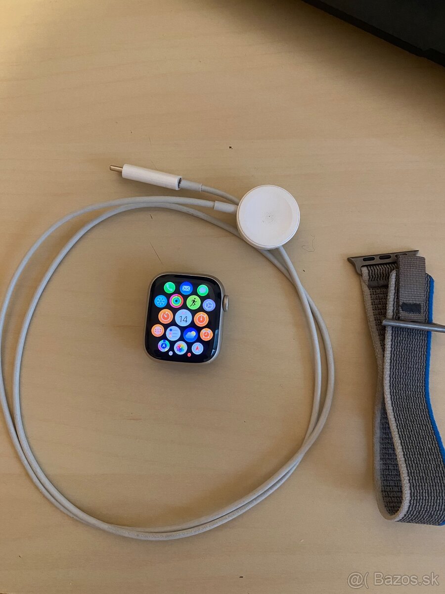 Apple Watch series 8