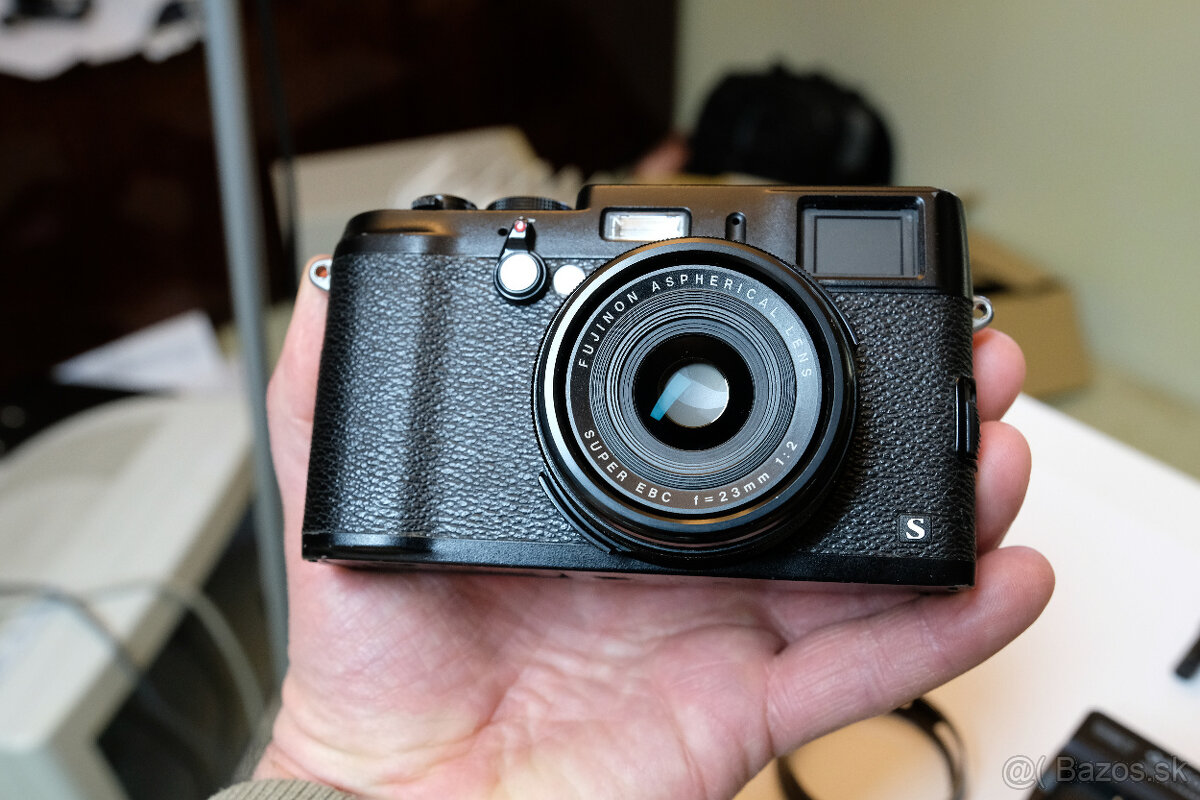 Fuji X100S