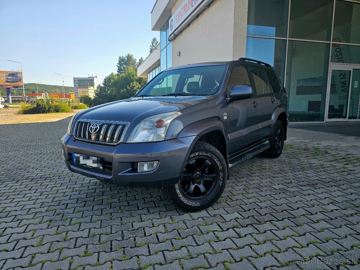 TOYOTA LANDCRUISER ●2009●127KW●4x4●ŤAŽNÉ ZARIADENIE ●