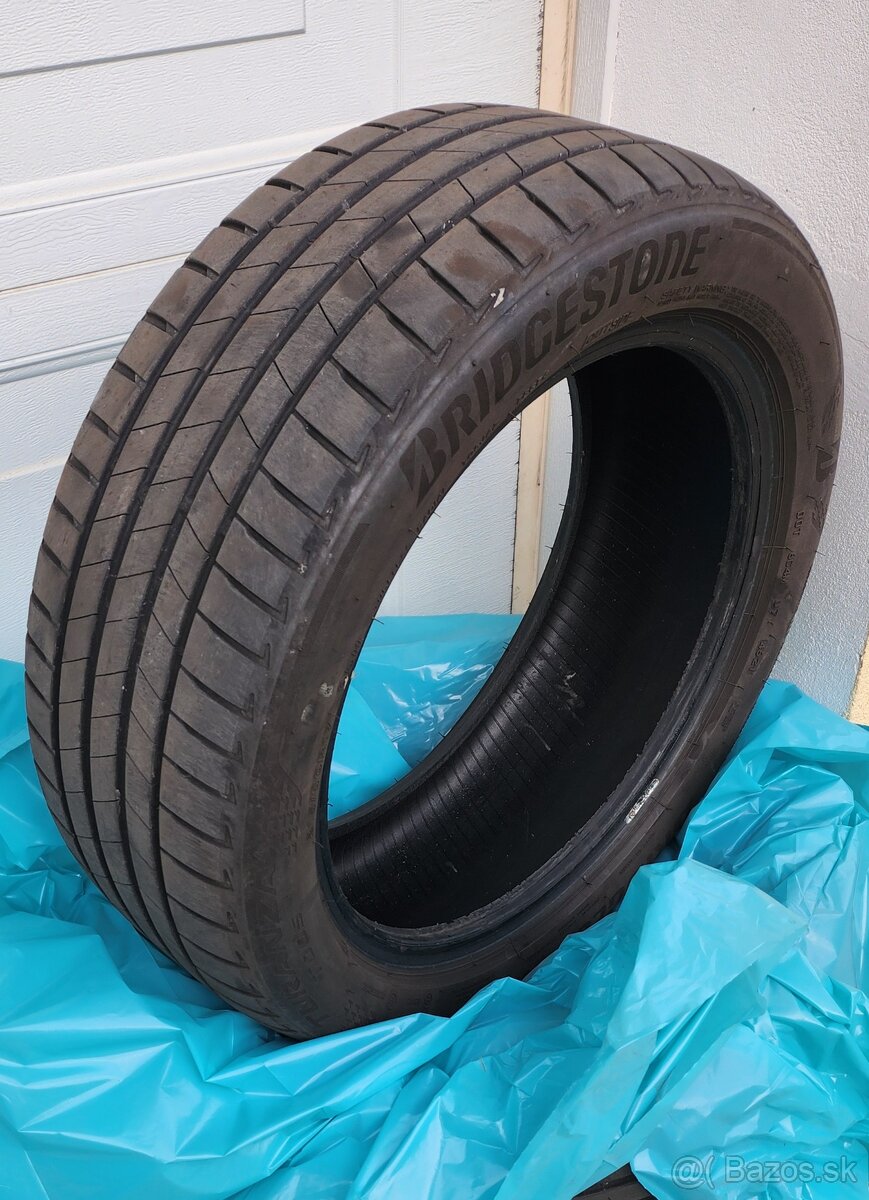 Letné pneu Bridgestone Turanza R17