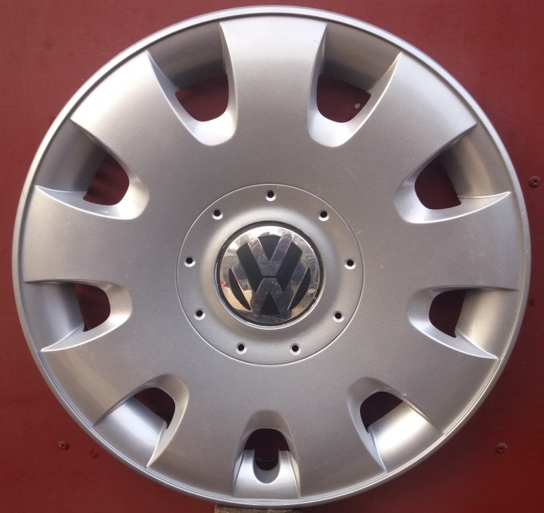 R15 PUKLICA VW GOLF5, TOURAN