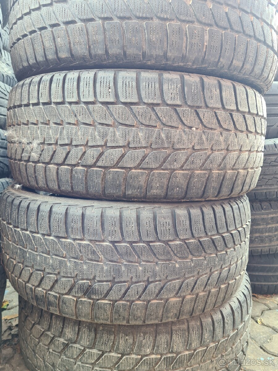 Pneumatiky 235 50 r19 zimne Bridgestone 4ks