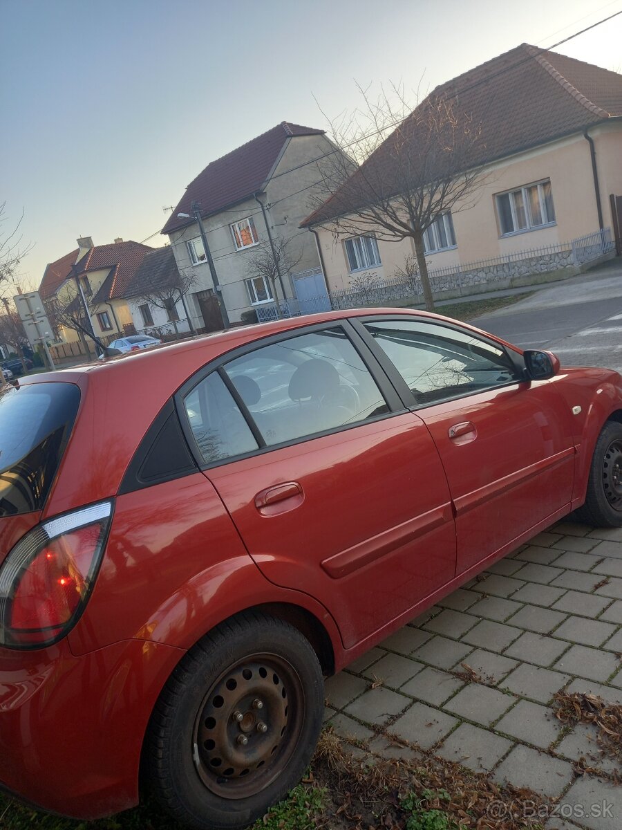 Predám Kia Rio