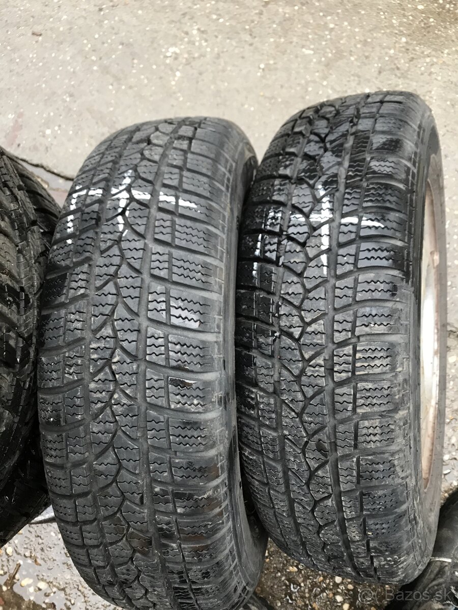 165/70 R13 zimne felicia 8 ks