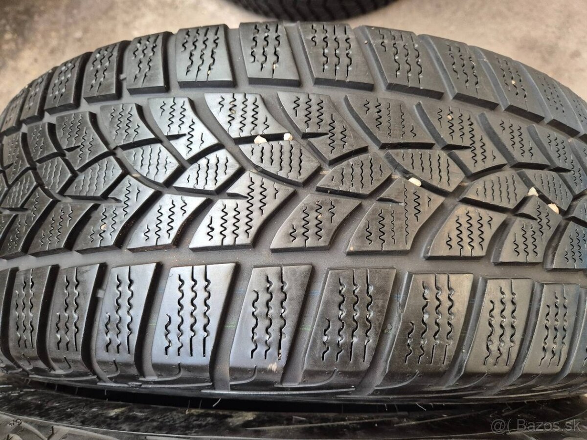 205/60 R16 zimné 4 ks GOODYEAR RUNFLAT dezén 7,9-5 mm