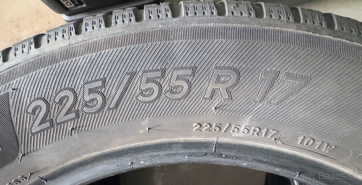 Pneumatiky celoročné 225/55 R17