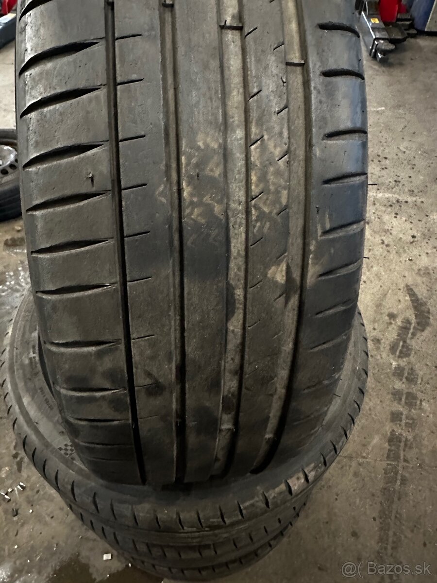 LETNÁ SADA MICHELIN PILOT SPORT 4 235/45 R18