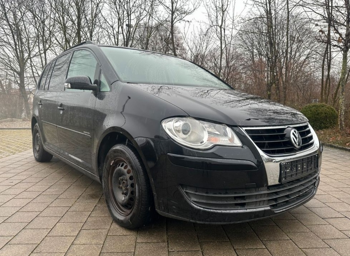 Volkswagen Touran2.0 TDi Facelift

