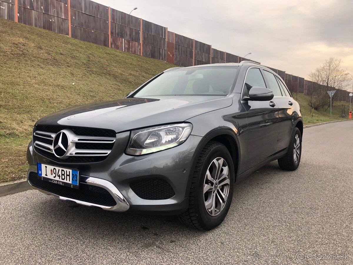 MERCEDES-BENZ GLC 220D