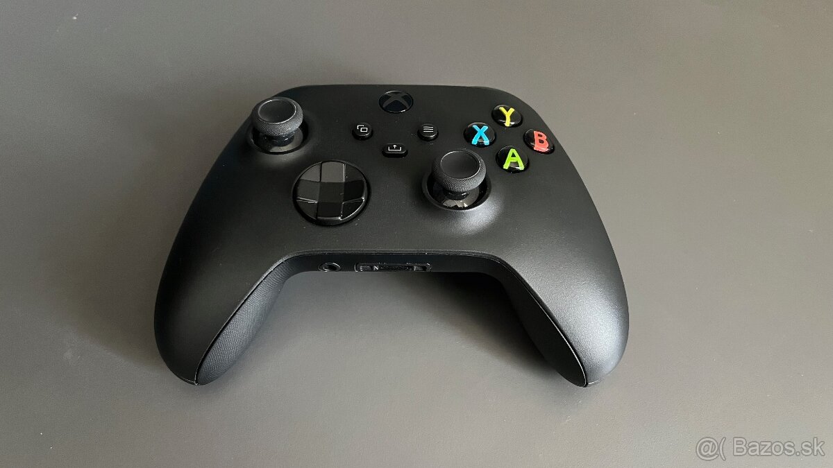 Predam Xbox ovládač carbon black + bluetooth adapter