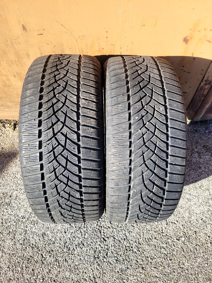 225/45R17 Goodyear