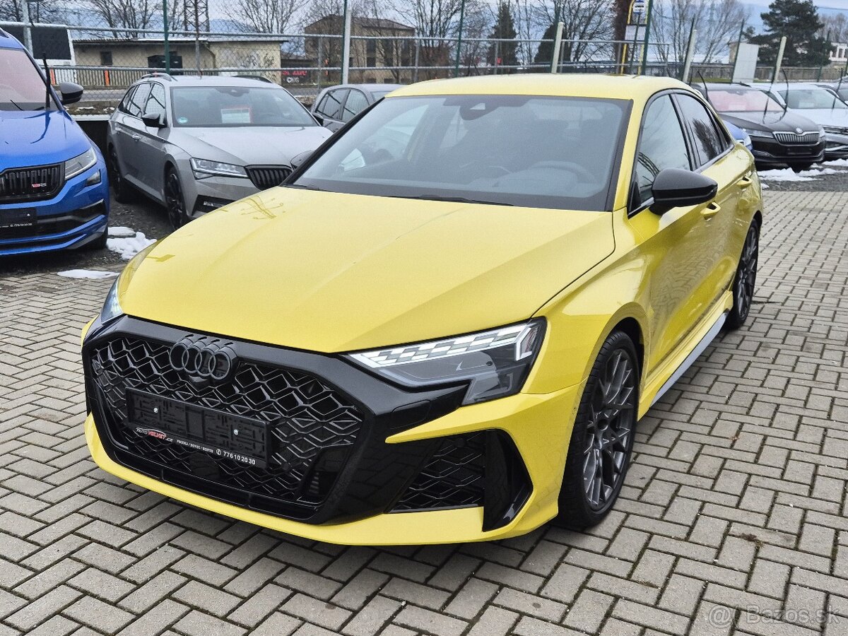 Audi RS3 FACELIFT MATRIX SONOS HUD KAMERA ZÁRUKA MY 2025