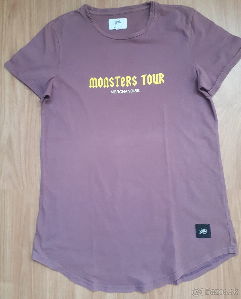 fialové tričko Monster Tour M