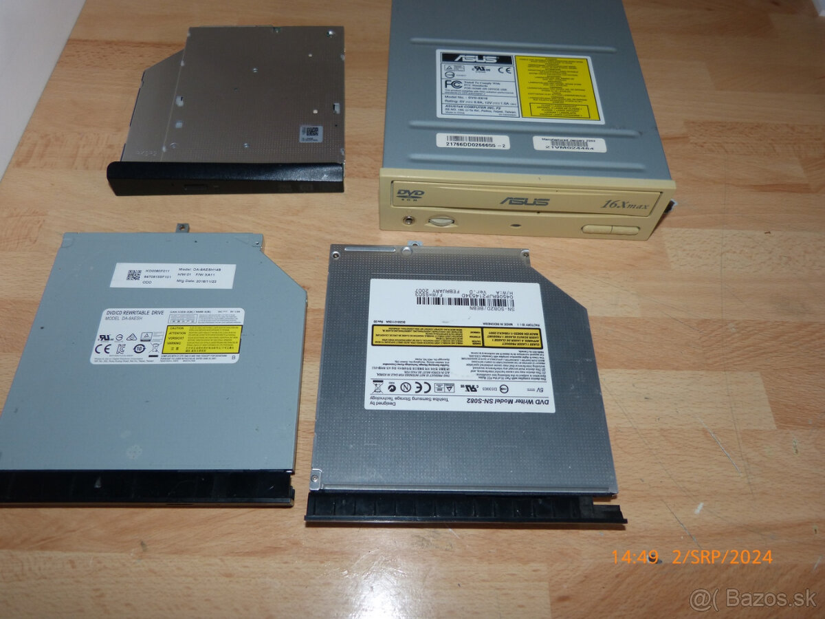 dvd mechaniky ide a aj sata pre notebook a jedna ide pre pc