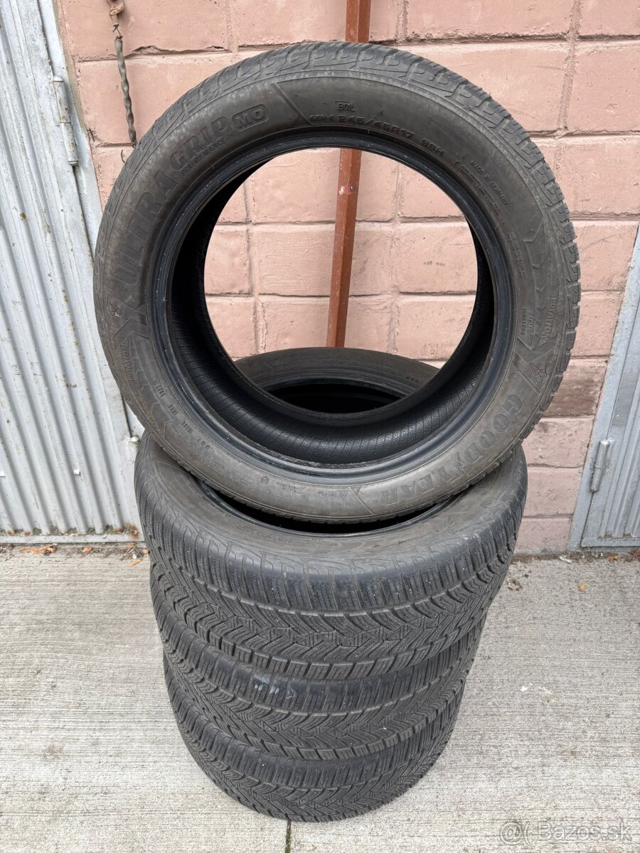 Zimne pneumatiky GOODYEAR 245/45 R17