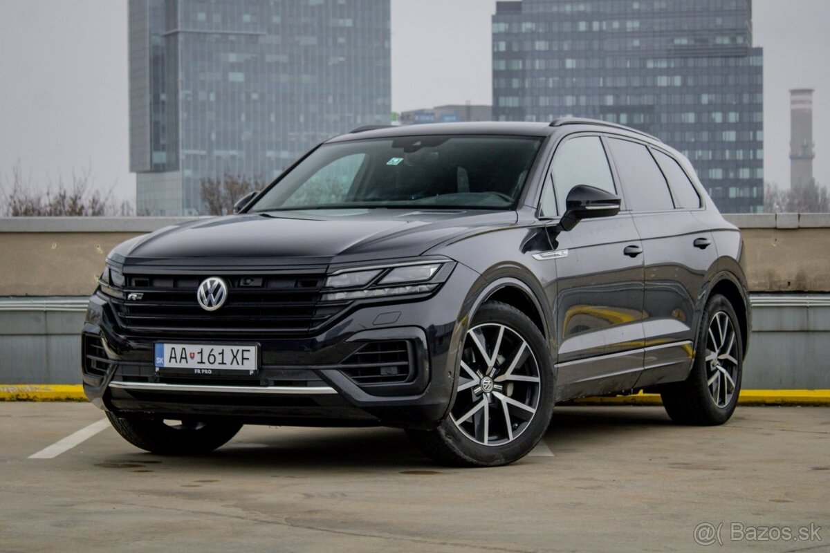 Volkswagen Touareg 3.0 V6 TDI 286k R-Line Black ODPOČET DPH