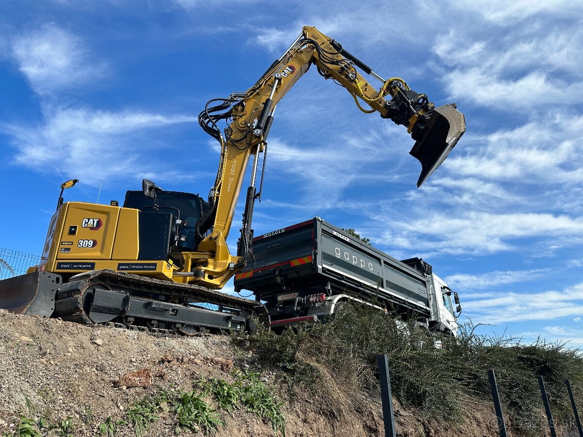 Pásové rýpadlo CAT 309 + naklápací rotátor engcon