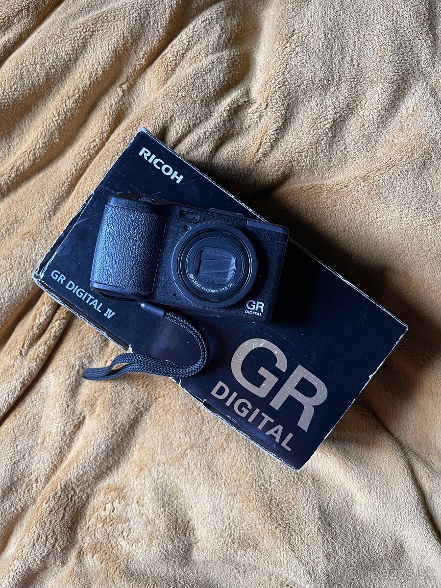 Ricoh GR Digital IV