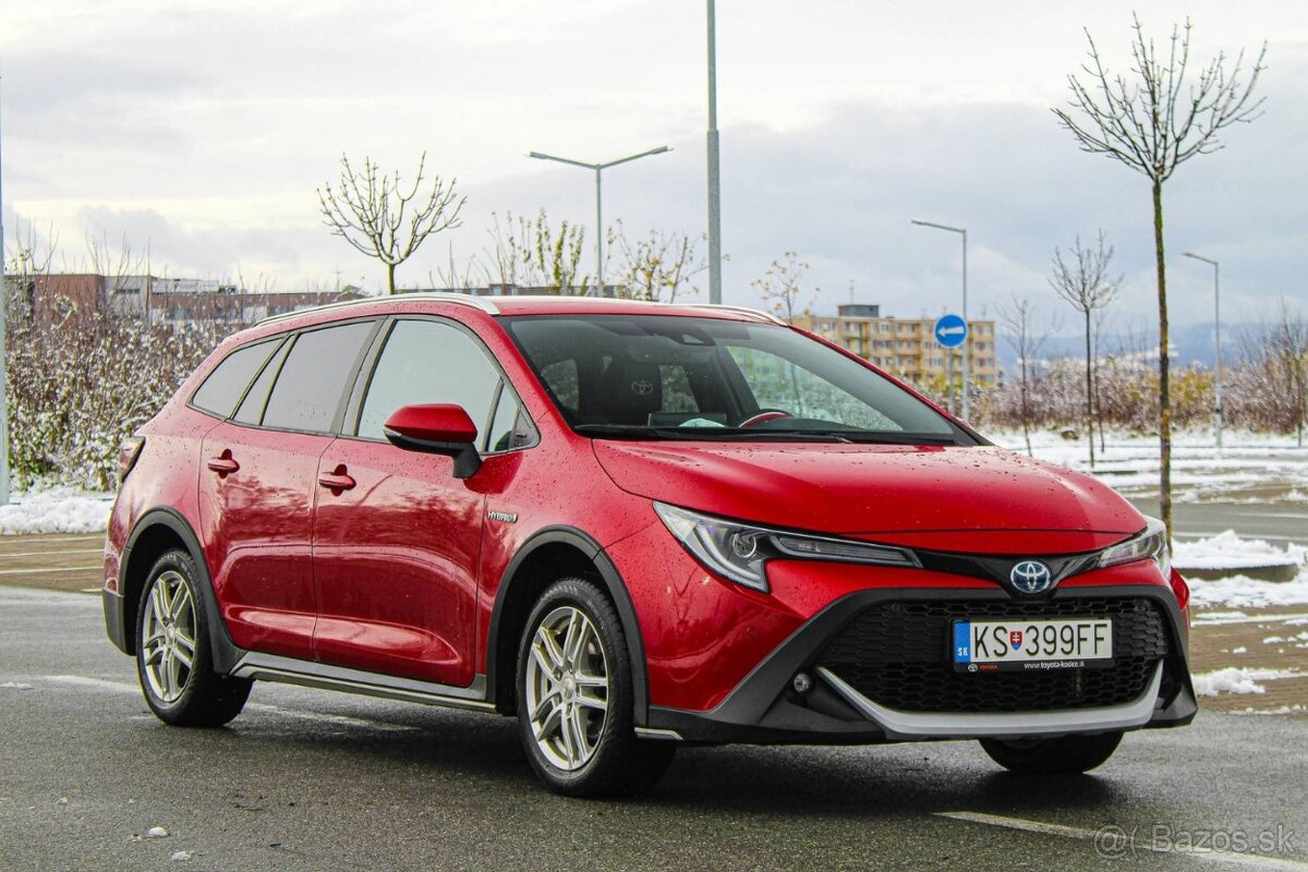 Toyota Corolla Combi TS 1.8 Hybrid e-CVT Trek