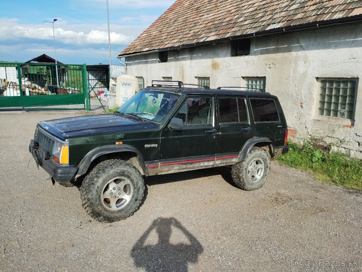 Jeep Cherokee xj 2,5