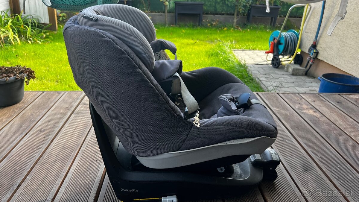 Maxi Cosi - 2 way fix - ISOFIX