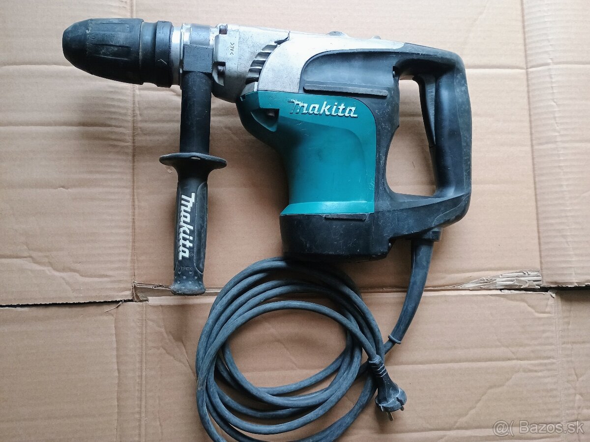 MAKITA