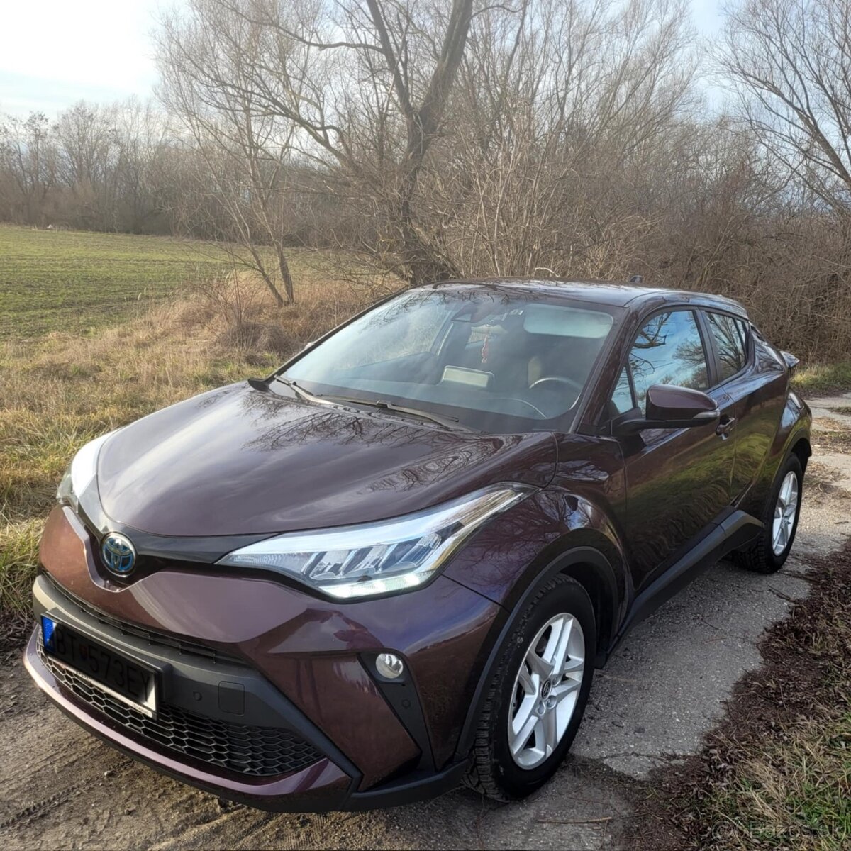 Toyota C-HR, 1.8 hybrid, V záruke do 22.4.2025