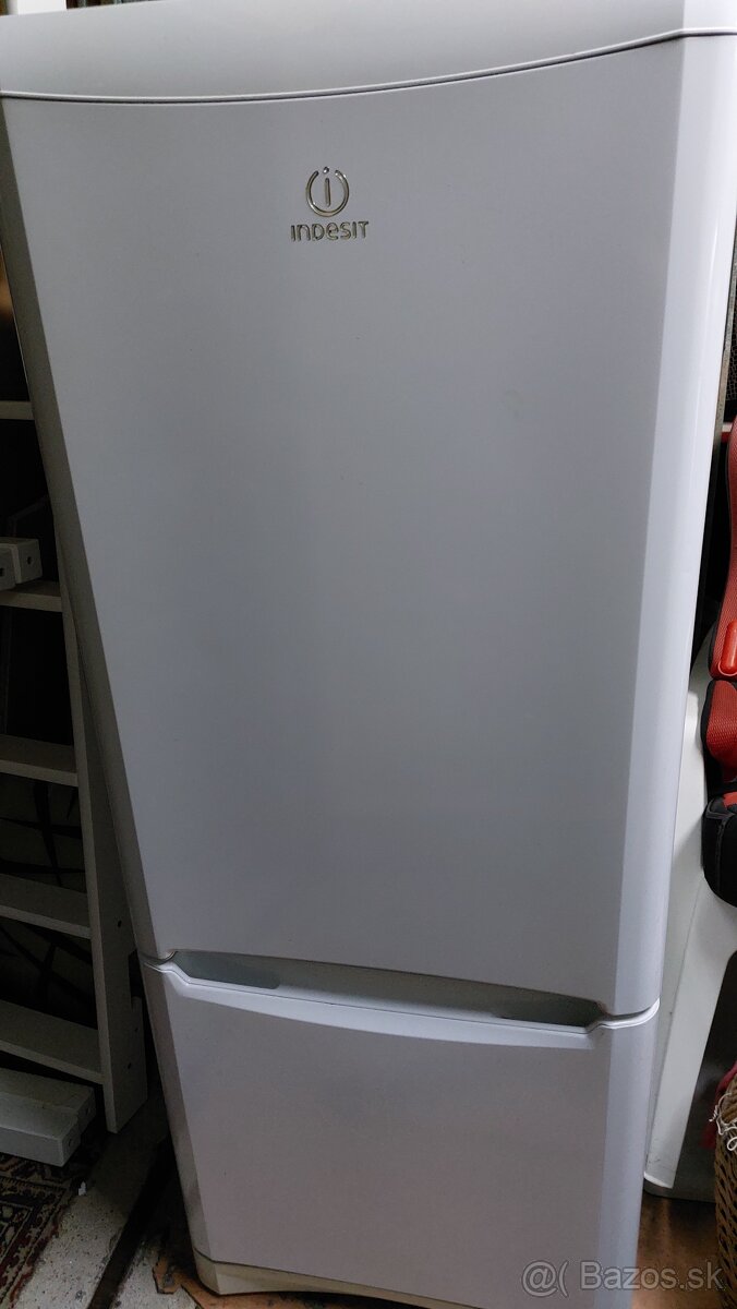 INDESIT 255 litov