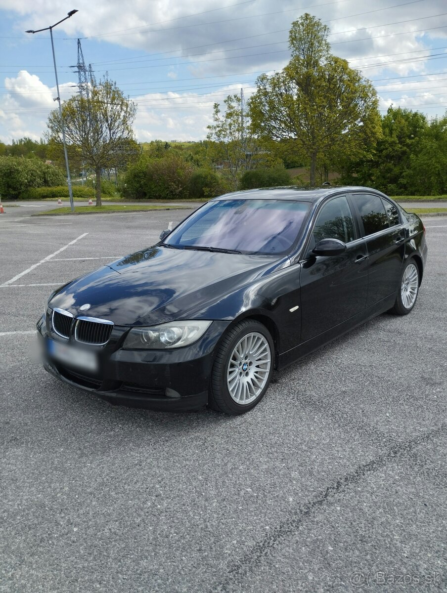 BMW E90 320D