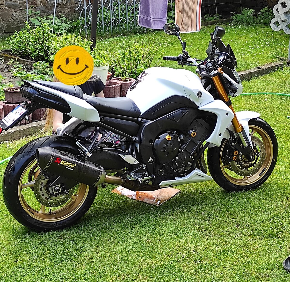 Yamaha FZ8